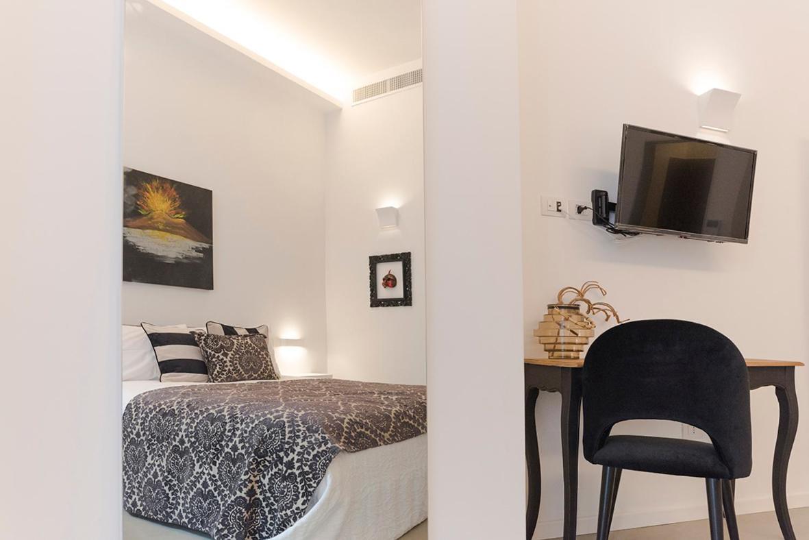 A Misura Duomo Rooms & Apartment - Ls Accommodations Naples Extérieur photo